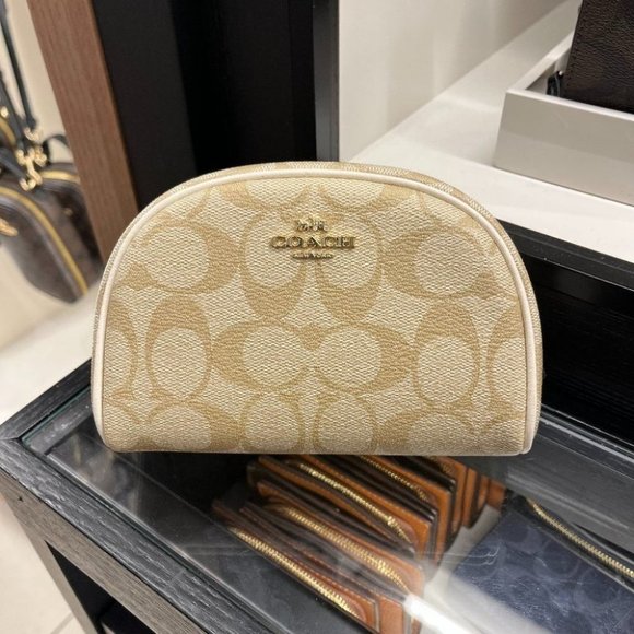 Coach Dome Cosmetic Case In Signature Canvas - Picture 1 of 7